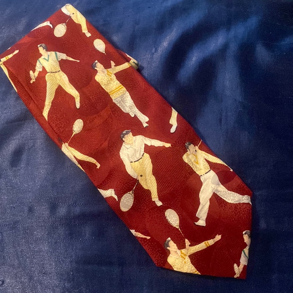 Primavera Tennis player‎ silk tie